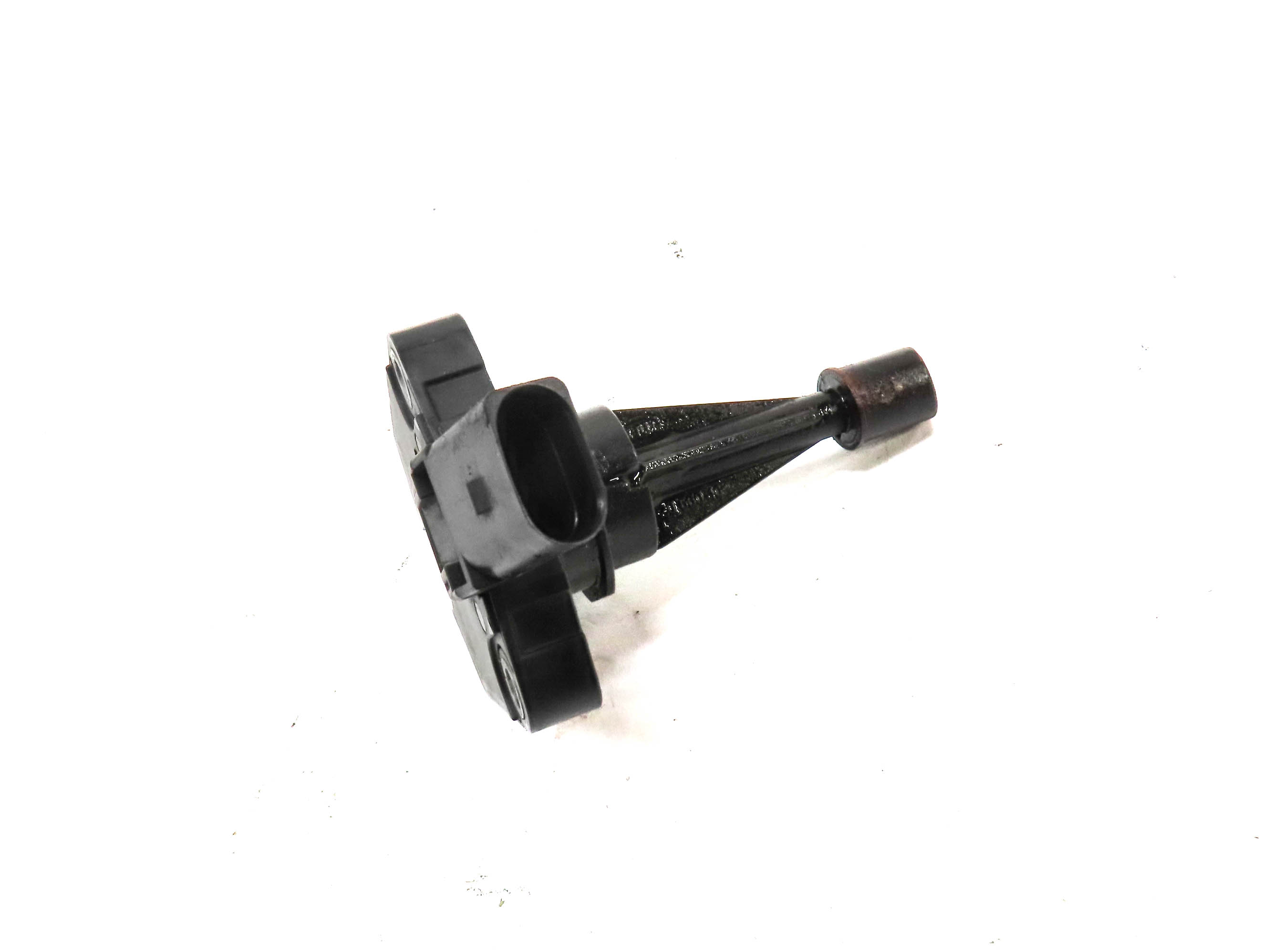 2011 AUDI Q7 (4L) 3.0L SUPER (CJWB) ENGINE OIL LEVEL SENSOR — exact item pictured